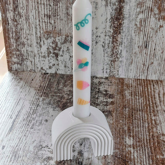 Handgegossener Kerzenständer "Regenbogen" – Minimalistisches Design für dein Zuhause