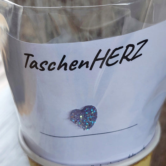 Herzensbotschaft im Becher: "Du bist die Beste" mit magischem Taschenherz