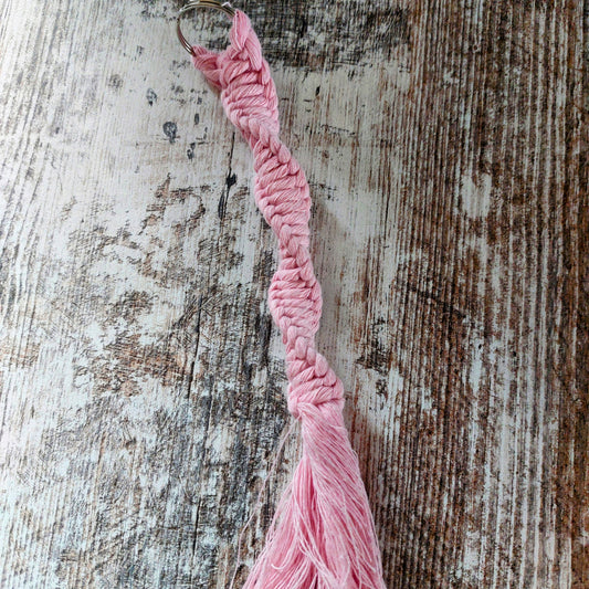 Handgeknüpfter Makramee Schlüsselanhänger "Spirale" | Dein Boho-Begleiter
