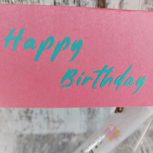 Handgemachtes Geburtstagsset "Kleine Freude": Kerzenständer Gugelhupf & Happy Birthday Kerze – Dein Unikat von Herzensstücke by Sara
