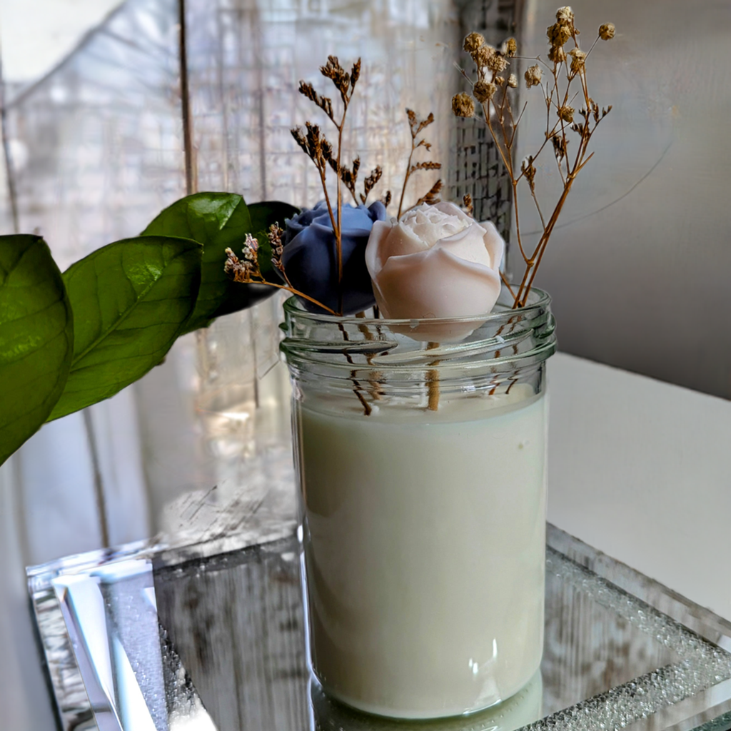 Wunderschöne Sojawachs-Kerze im Einmachglas – ein Hauch von Eleganz für Ihr Zuhause